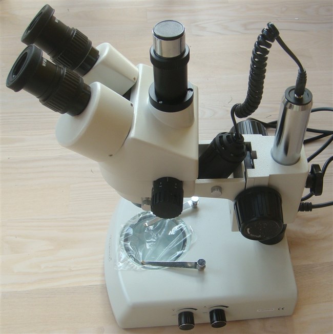 Stereomikroskop / stereolup med digitalkamera - 1,3 megapixel