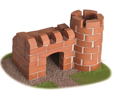 Borg med tårn som blyantsholder